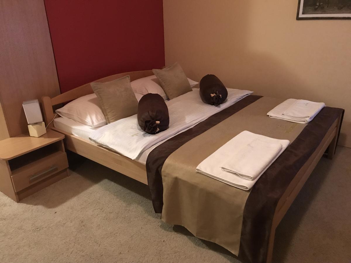 Hotel Dva Goluba 페일 외부 사진