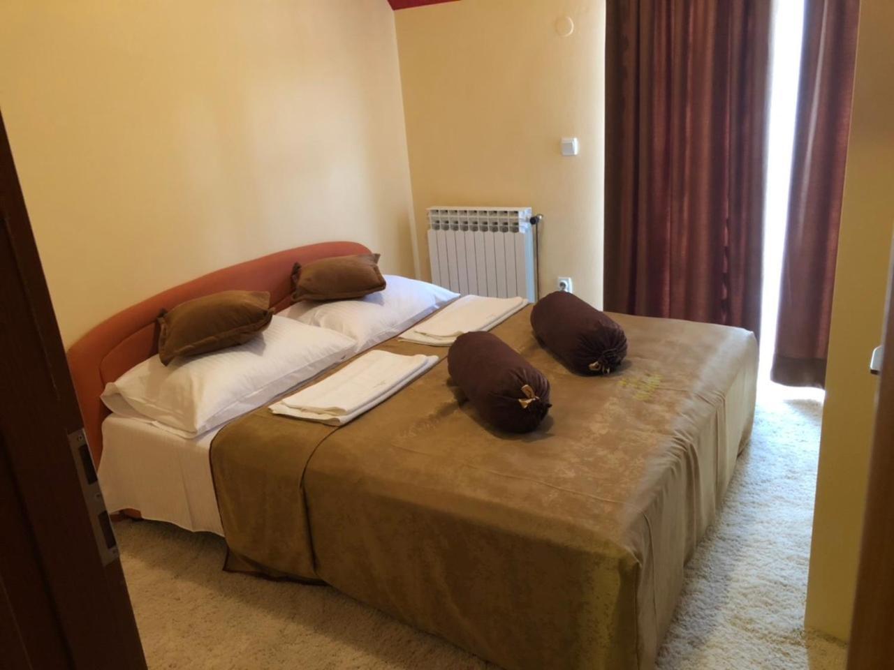 Hotel Dva Goluba 페일 외부 사진